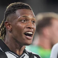 Danilo tem mais gols que todos os atacantes do Botafogo