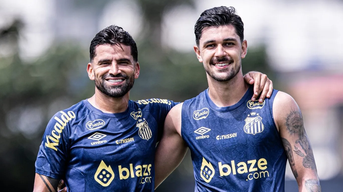Tomás Rincón e João Basso - Foto: Raul Baretta/Santos FC.