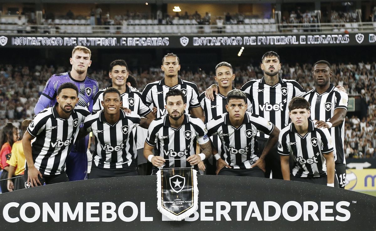 Barcelona-EQU x Botafogo: IA projeta empate sem gols no jogo de ida da pré-Libertadores