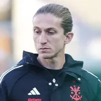 Diretoria do Flamengo marca reunião com Filipe Luís