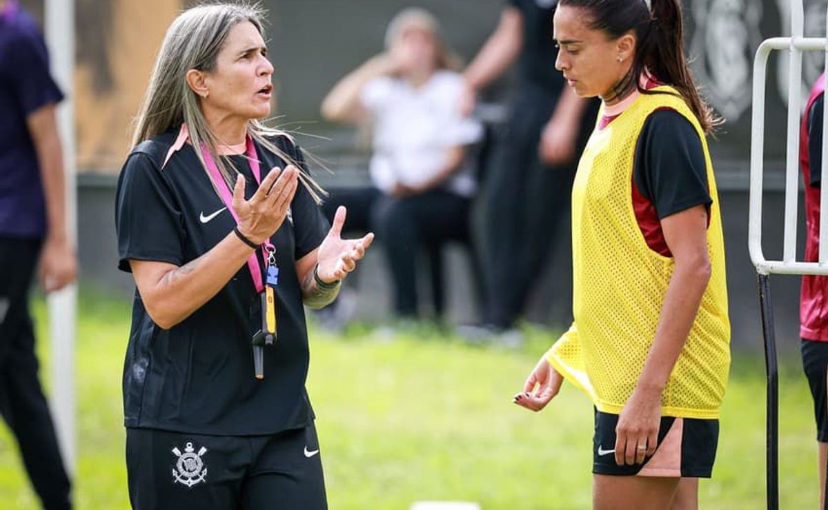Desfalcado, Corinthians inicia preparação para clássico contra o Palmeiras