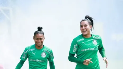 Tainá Maranhão e Brena em treino do Palmeiras