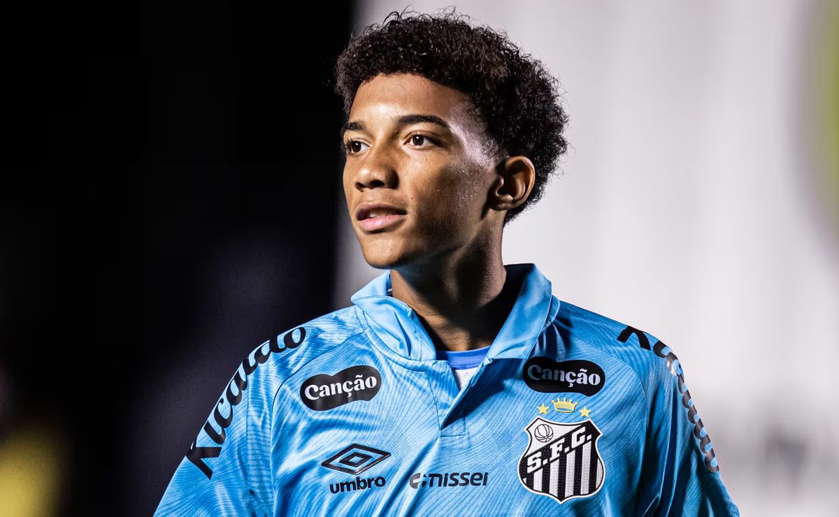 Robinho Jr recebe proposta para receber R$ 11 milhões em contrato de 5 anos em renovação com Santos