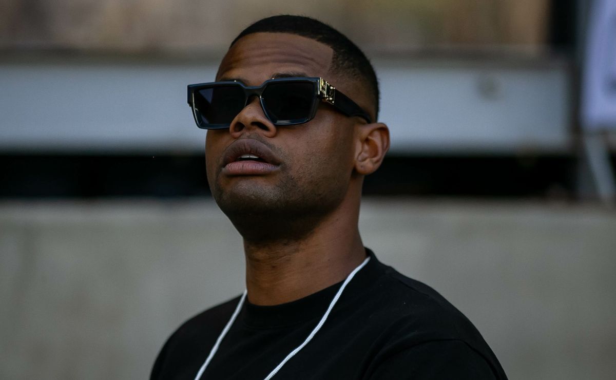 Júnior Santos revela que recusou propostas maiores para retornar ao Botafogo