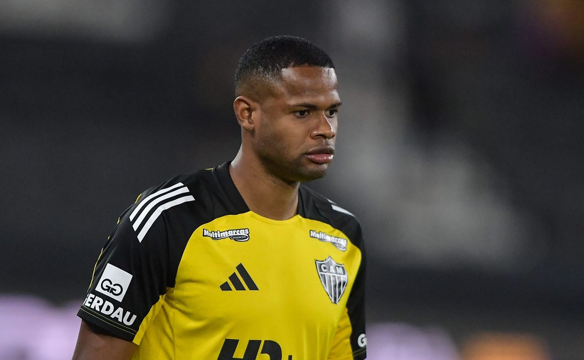 Júnior Santos se torna decepção no Atlético-MG por alto investimento e pouco futebol 