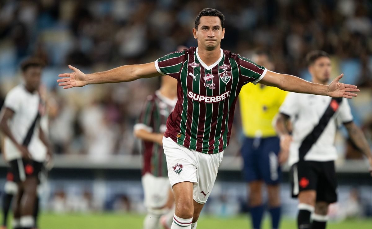 Ganso marca de pênalti pelo Fluminense e entra no top 10 de artilheiros do Novo Maracanã