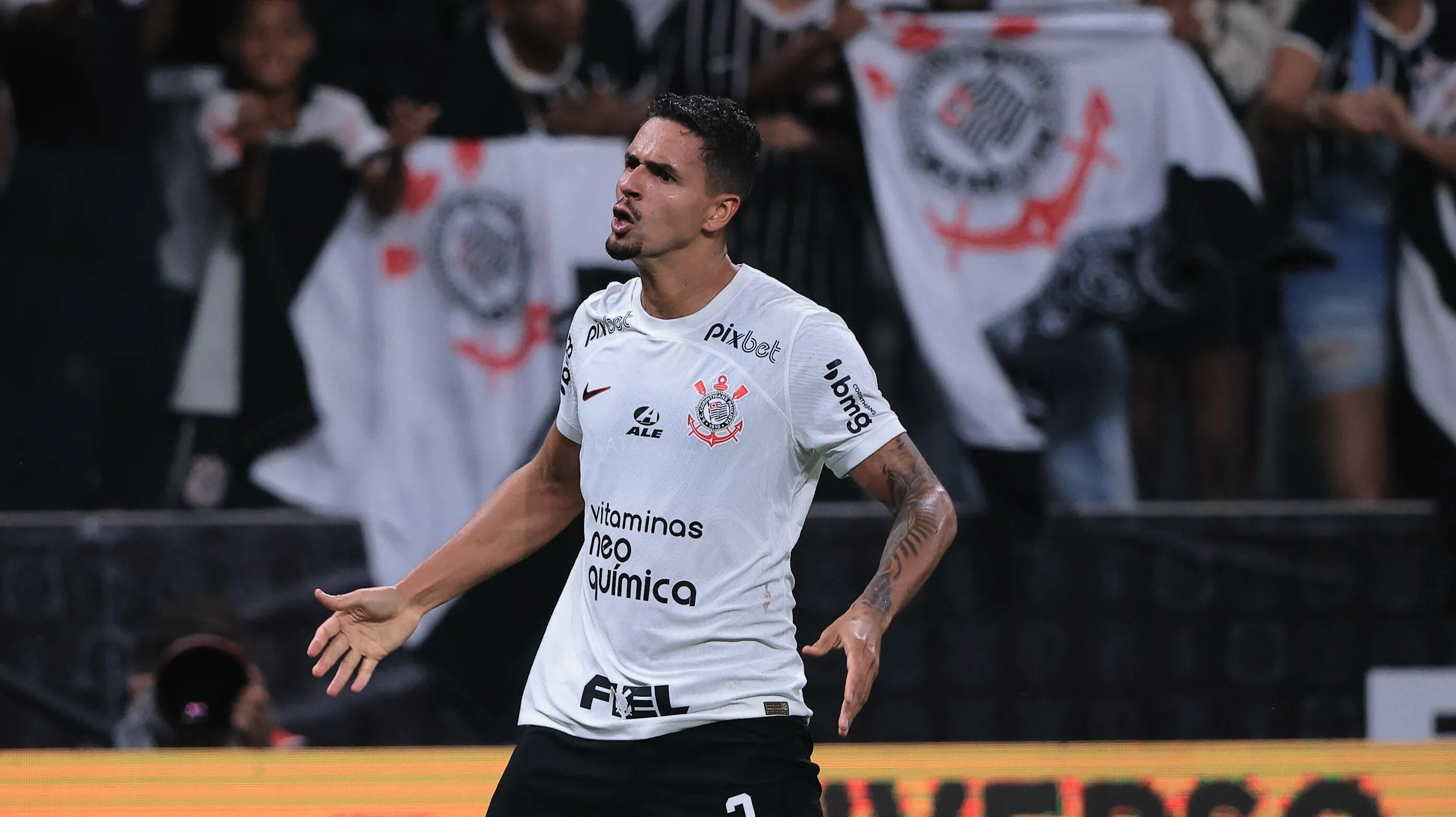 Veríssimo se destacou pelo Corinthians - Foto: Ettore Chiereguini/AGIF.