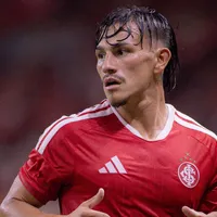 Brian Aguirre pode substituir Bernabei no Gre-Nal