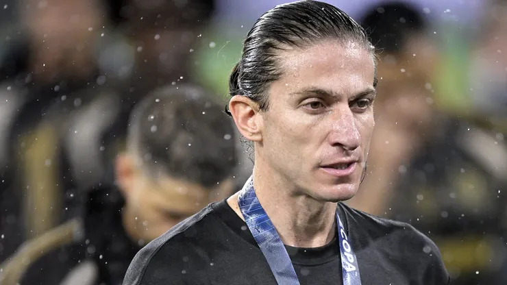 Filipe Luís deixou o Fla nas últimas horas.