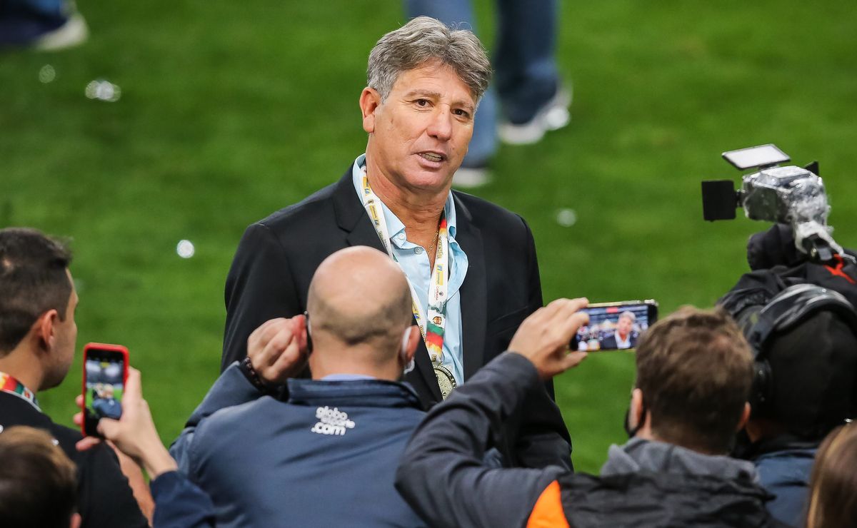 Renato Gaúcho aceita proposta e será anunciado oficialmente nas próximas horas como técnico do Vasco