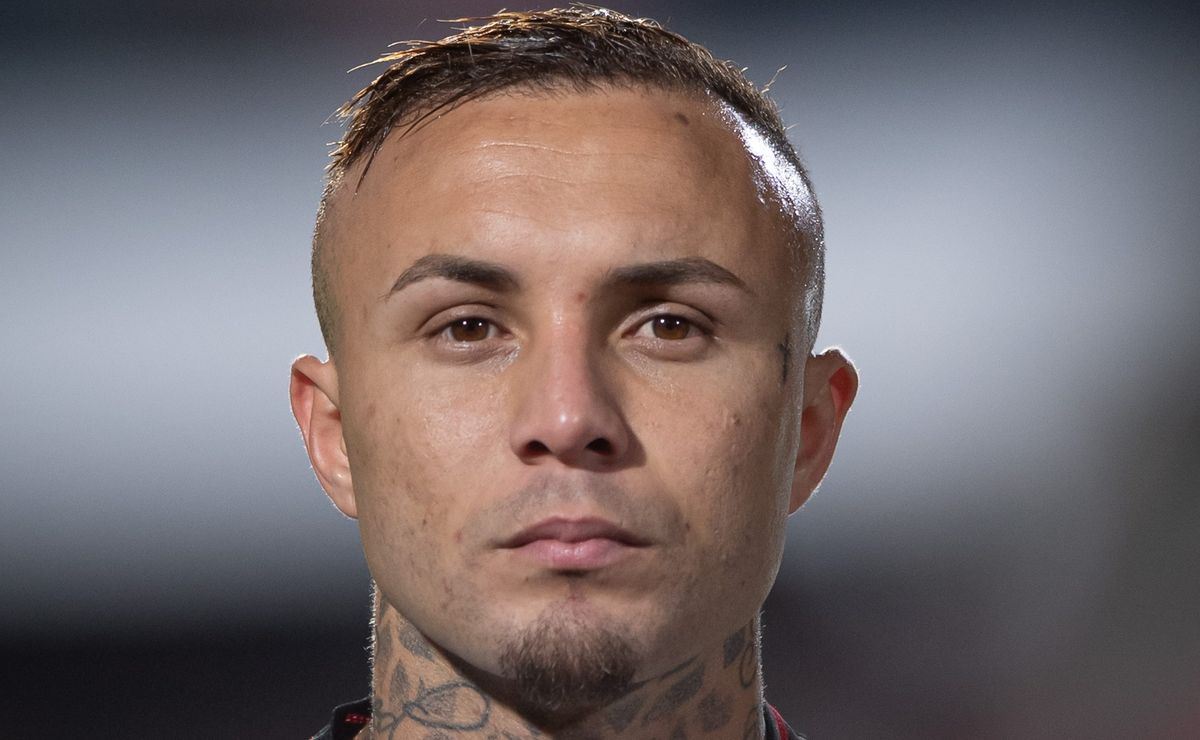 Everton Cebolinha tem situação física exposta após saída de Filipe; atleta foi interesse do Grêmio