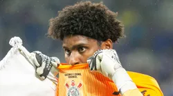Hugo Souza jogador do Corinthians durante partida contra o Cruzeiro no estadio Mineirao pelo campeonato Brasileiro A 2026. Foto: Fernando Moreno/AGIF