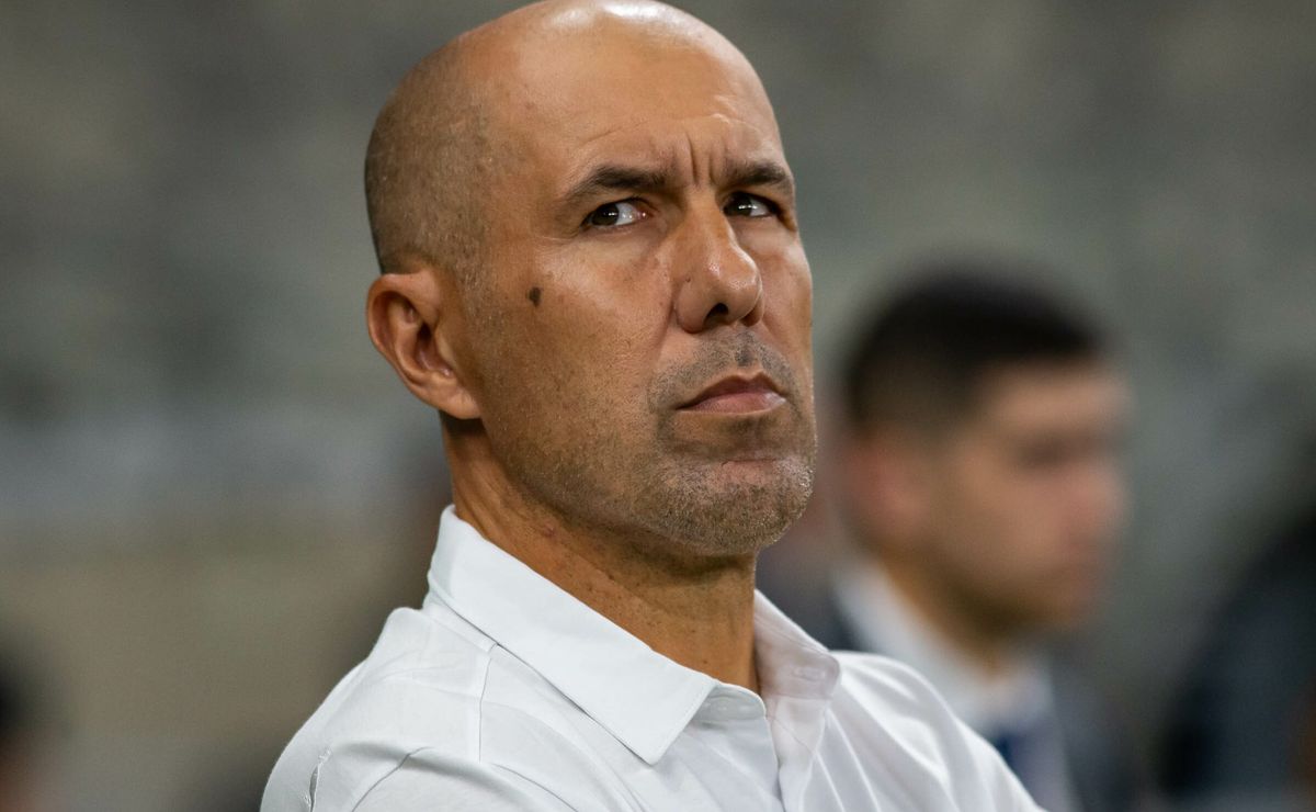 Leonardo Jardim substitui Filipe Luís e herda sequência de oito técnicos em finais de Carioca do Flamengo