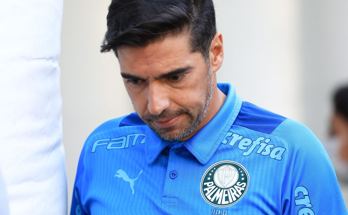 Abel Ferreira lamenta demissão de Filipe Luís do Flamengo e faz reflexão: “Não é para amadores”