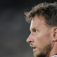 Corinthians faz proposta de empréstimo ao Botafogo por goleiro Neto