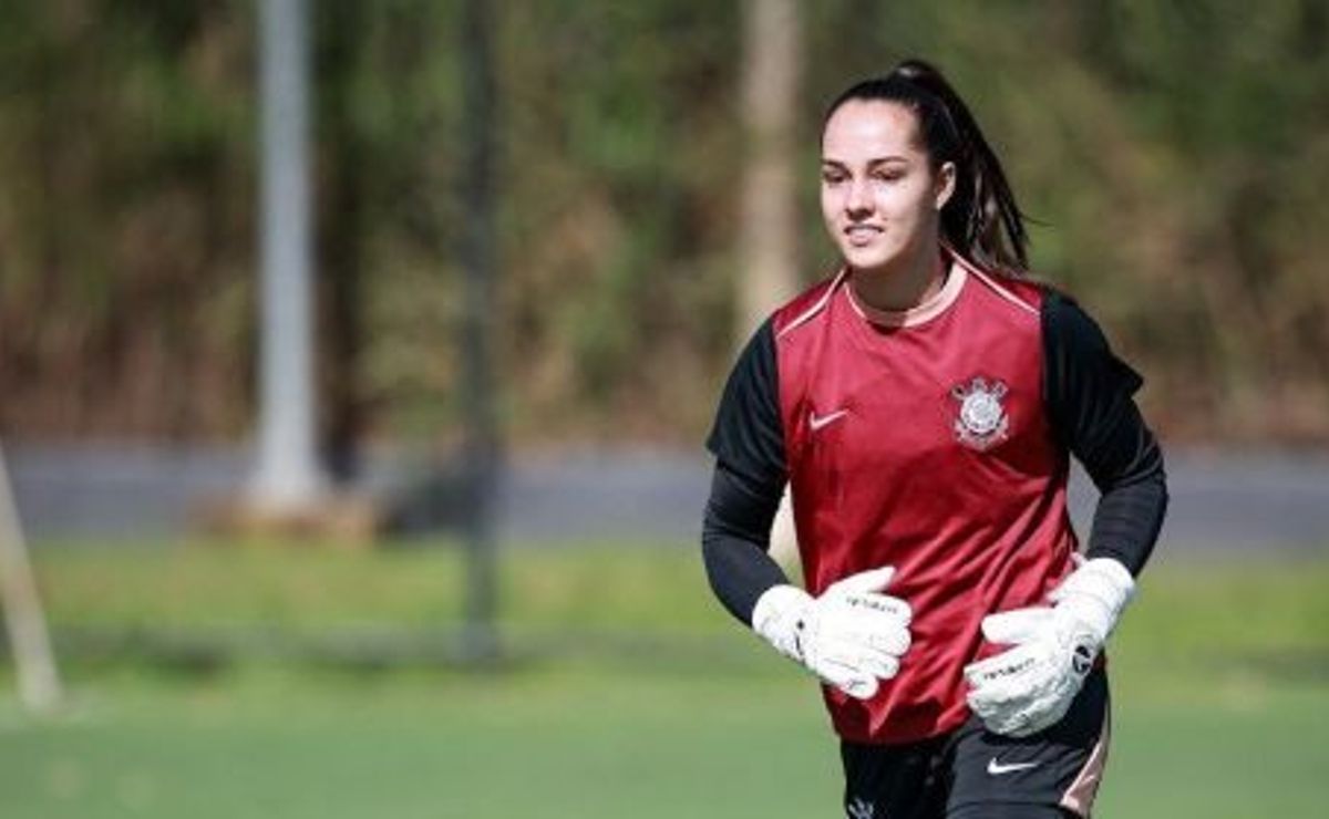 Com retorno de Nicole, Brabas iniciam nova semana de treinos de olho no Dérbi