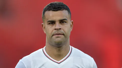 Alisson, meio-campista do São Paulo