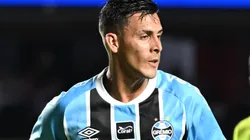 Pavón em ação pelo Grêmio - Foto: Jota Erre/AGIF
