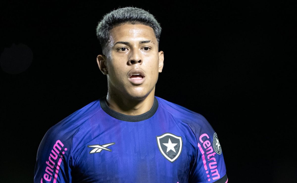 Matheus Martins valoriza empate do Botafogo fora de casa na pré-Libertadores: “Fizemos um grande jogo”