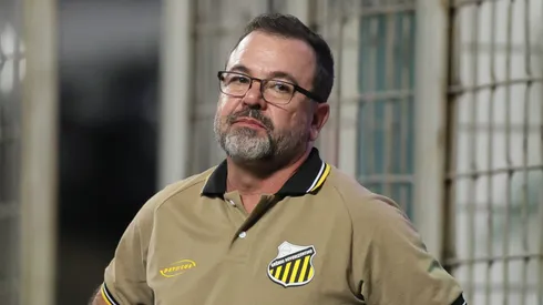 Enderson Moreira mandou a real sobre o confronto de ida