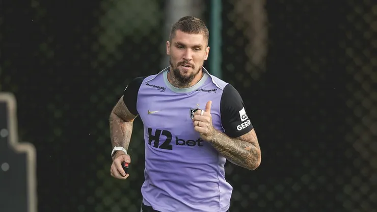 Lyanco volta a treinar no Atlético - Foto: Pedro Souza / Atlético