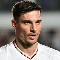 Cédric some do time de Crespo e saída do SPFC pode acontecer