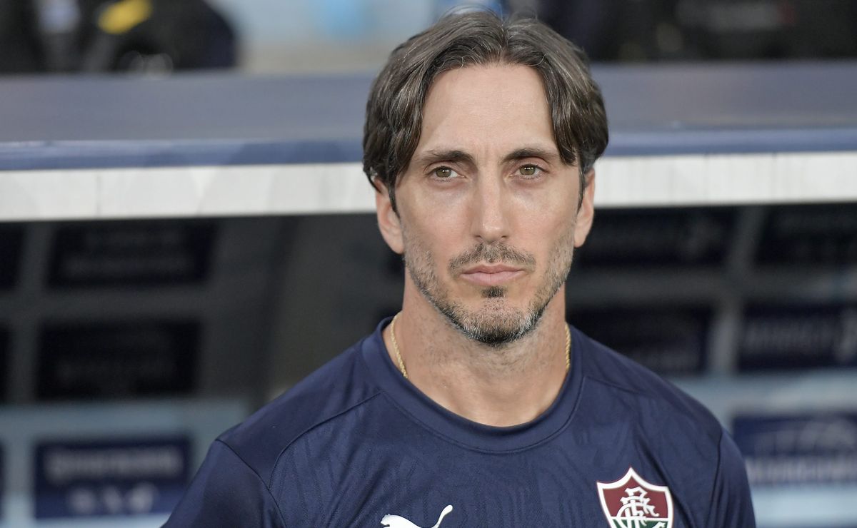 Fluminense atinge marca de 11 estrangeiros no elenco e ultrapassa limite em competições brasileiras