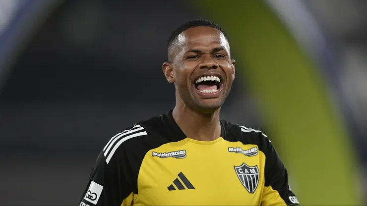 Júnior Santos foi especulado duas vezes no Corinthians.