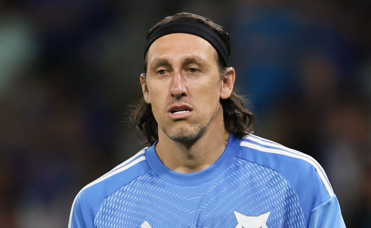 Cruzeiro atualiza situação de Cássio e goleiro pode estar na final do Mineiro, contra o Atlético-MG