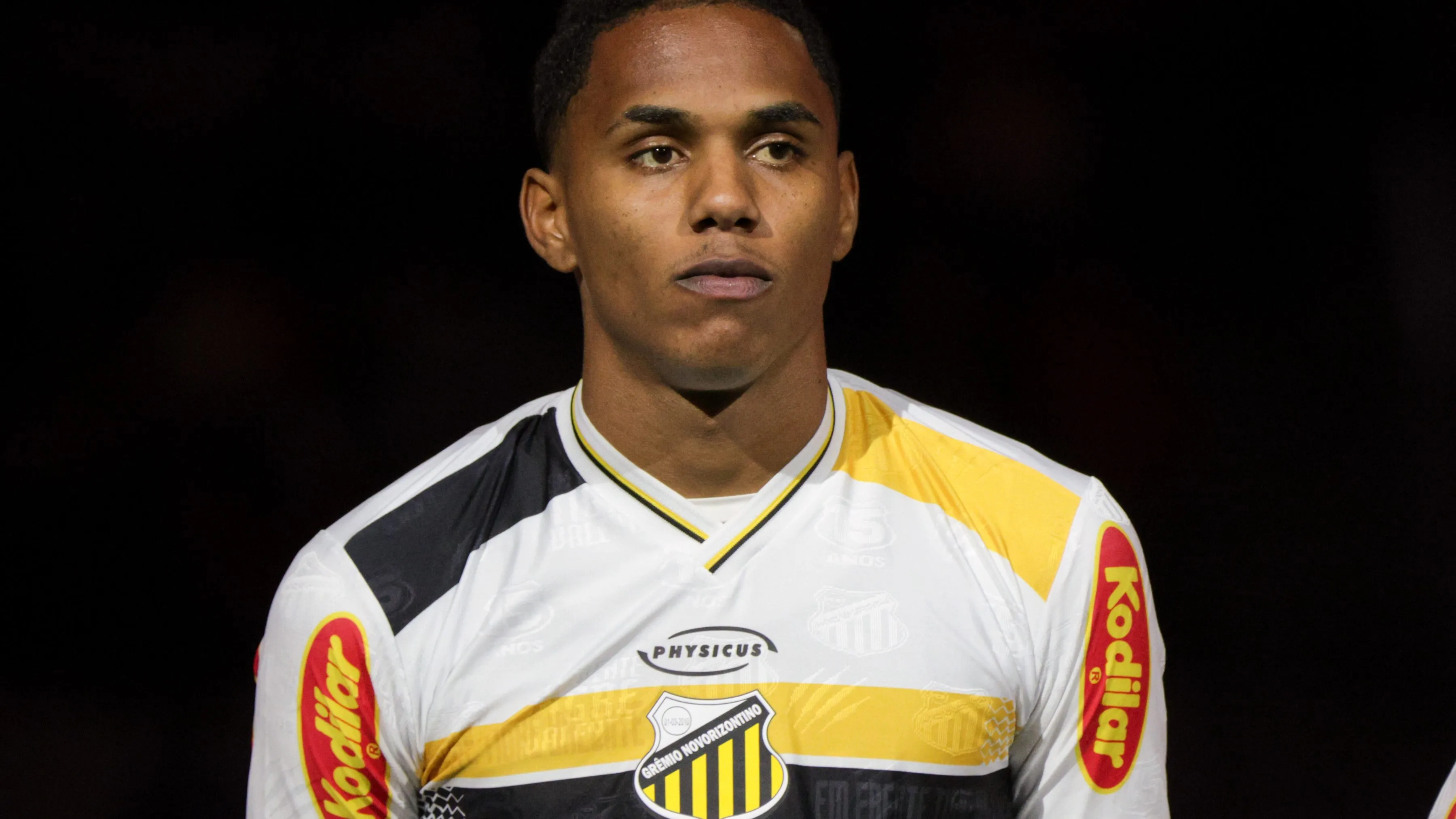 Dantas está na mira do Colorado – Foto: Robson Mafra/AGIF