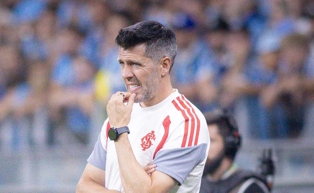 Internacional não vence o Grêmio por quatro gols de diferença há 70 anos e preocupa Pezzolano