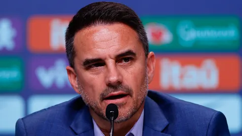 Rodrigo Caetano coordenador executivo geral das Seleções Masculinas da CBF durante coletiva na CBF