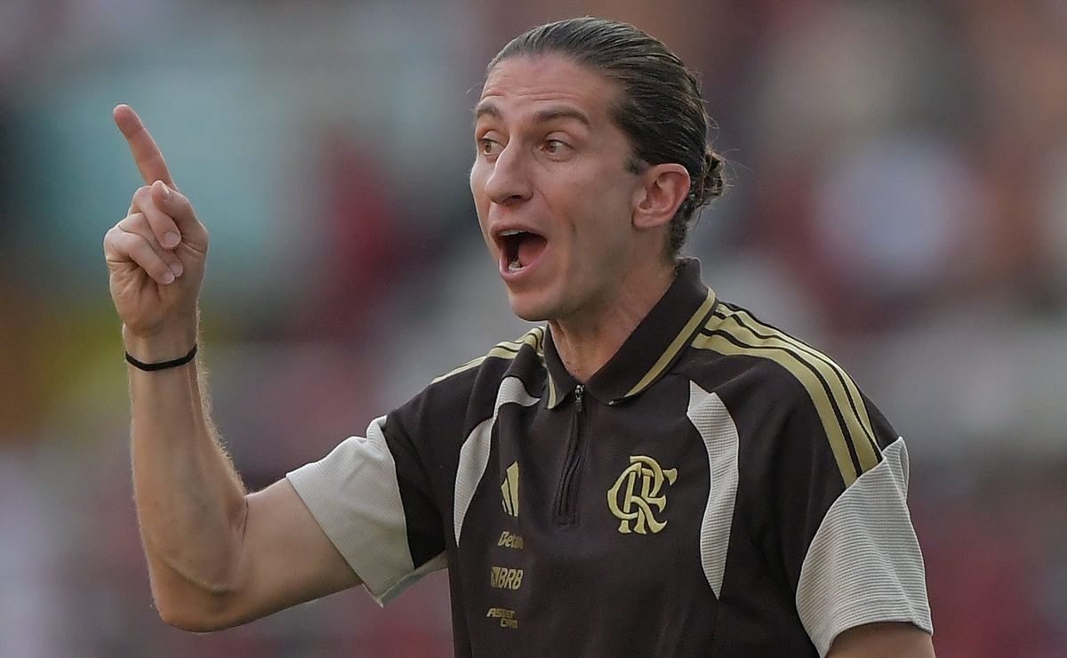 Demissão de Filipe Luís no Flamengo foi 100% aprovada por Muller: “Pouco treinador para muito time”