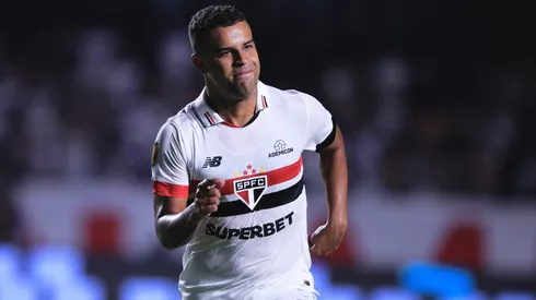 Alisson será emprestado ao Fluminense até o fim da temporada – Foto: Ettore Chiereguini/AGIF