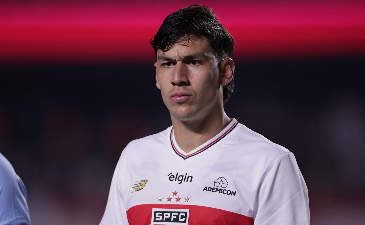 Botafogo encaminha contratação de Ferraresi do São Paulo por empréstimo até o fim de 2026