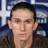 Abel Ferreira ganha força no Palmeiras após demissão de Filipe Luís