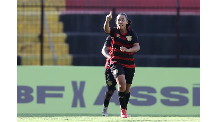 Jogadora Sport. Foto: Marlon Costa/AGIF