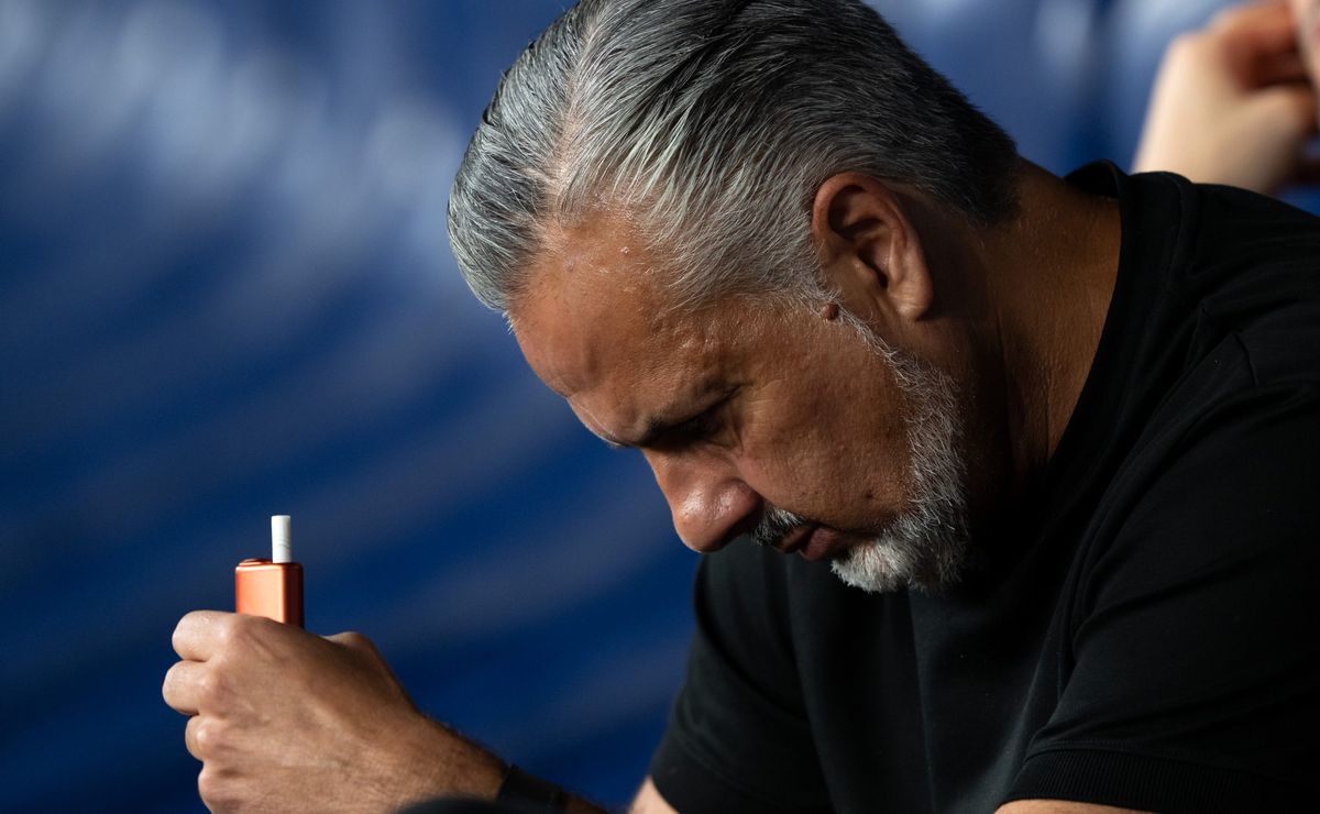 José Boto demitido do Flamengo após trocar Filipe Luís por Leonardo Jardim e racha com elenco é descartado