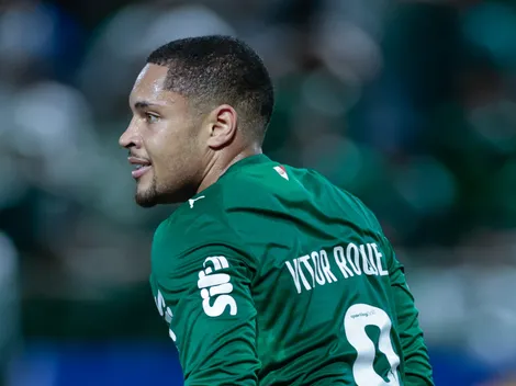 Vitor Roque está no banco em escalação oficial do Palmeiras