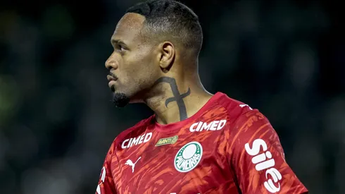 Carlos Miguel chama atenção ao defender pênalti decisivo em Palmeiras x Novorizontino
