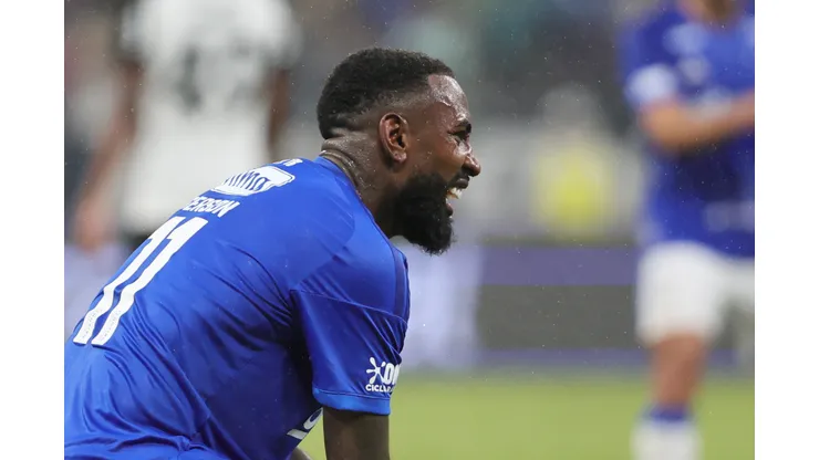Gerson jogador do Cruzeiro lamenta durante partida contra o Corinthians no estadio Mineirao pelo campeonato Brasileiro A 2026. Foto: Gilson Lobo/AGIF