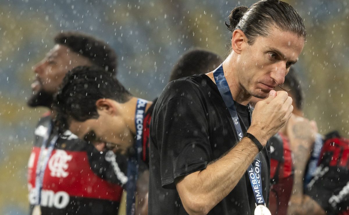 BAP ignora elenco do Flamengo após saída de Filipe Luís e Leonardo Jardim assume sob forte tensão