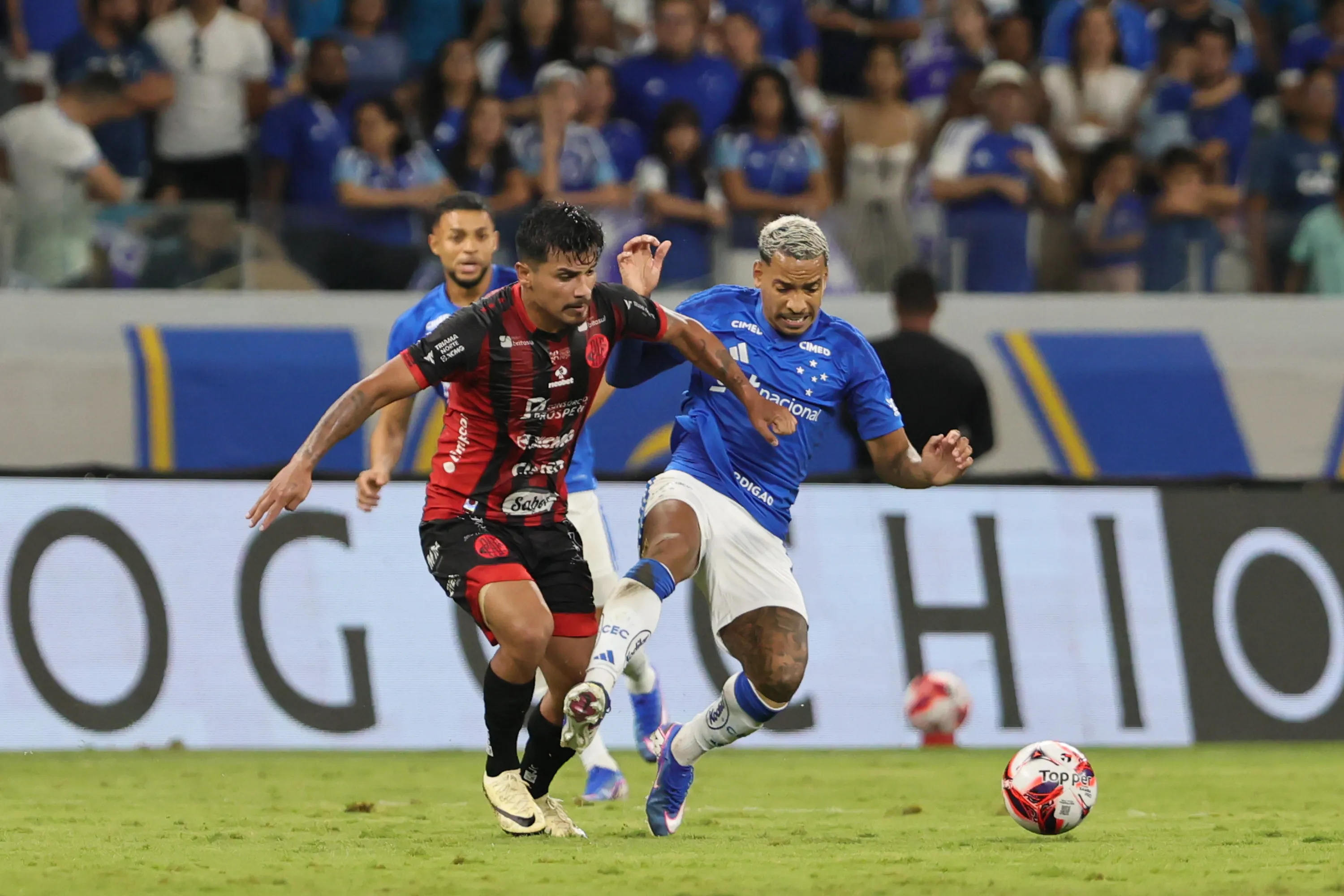 Cruzeiro venceu o Pouso Alegre no Mineirão e confirmou vaga na final do estadual. Foto: Gilson Lobo/AGIF