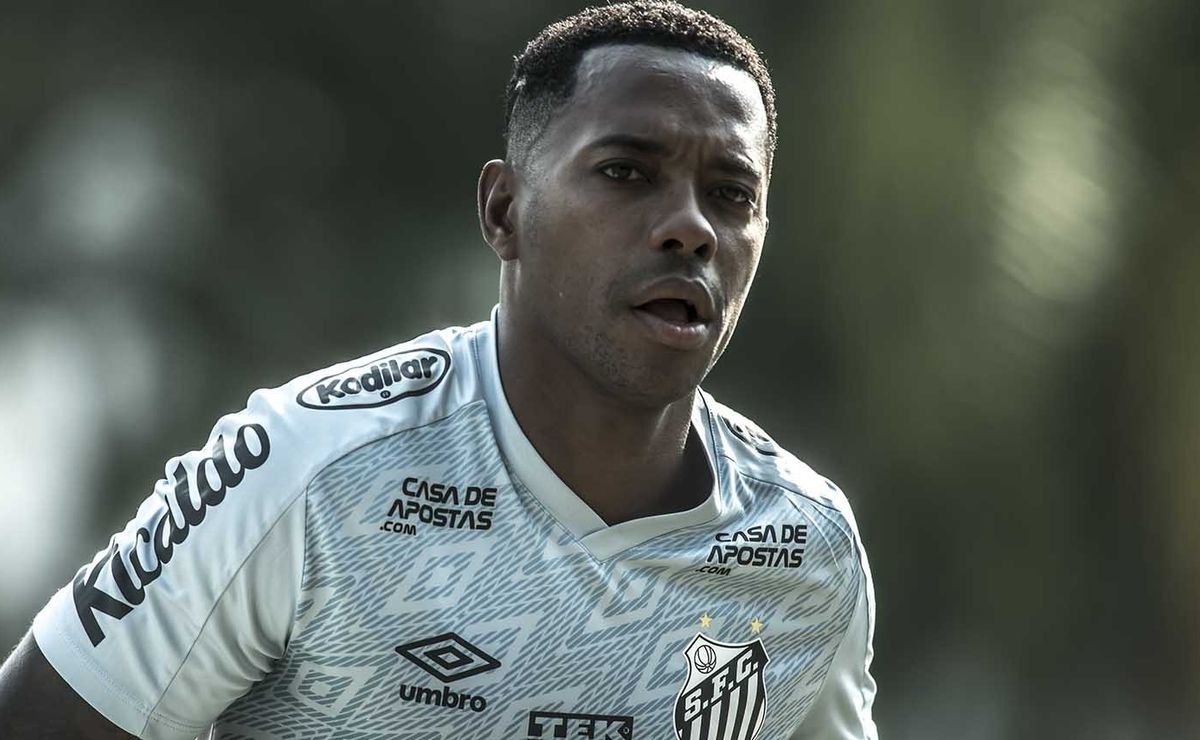 Robinho não quer o filho jogando na base e Santos prepara nova reunião com o atacante