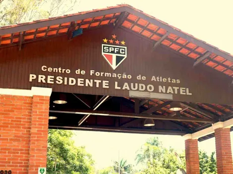 São Paulo demite engenheiro responsável pelos gramados de Cotia