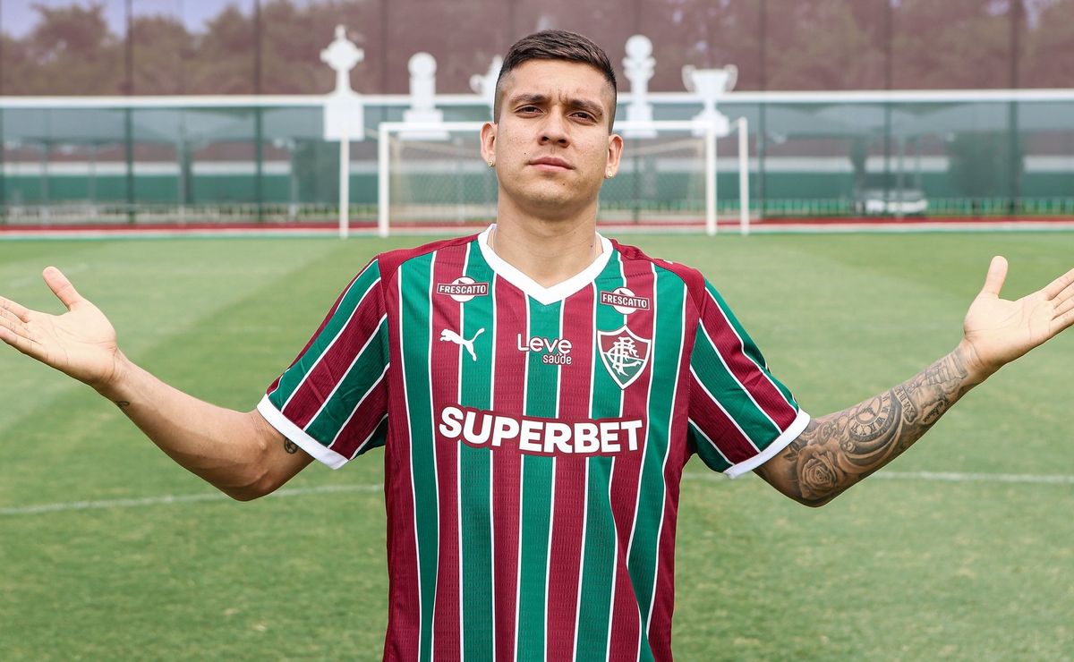 Fluminense pode investir até R$ 32 milhões pela contratação do zagueiro colombiano Julián Millán 