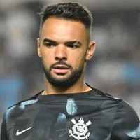 Raniele é ausência em treinamentos do Corinthians para tratar o tornozelo