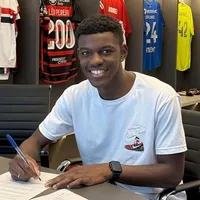 Coritiba recusa oferta do Flamengo por Khensane Mpusane