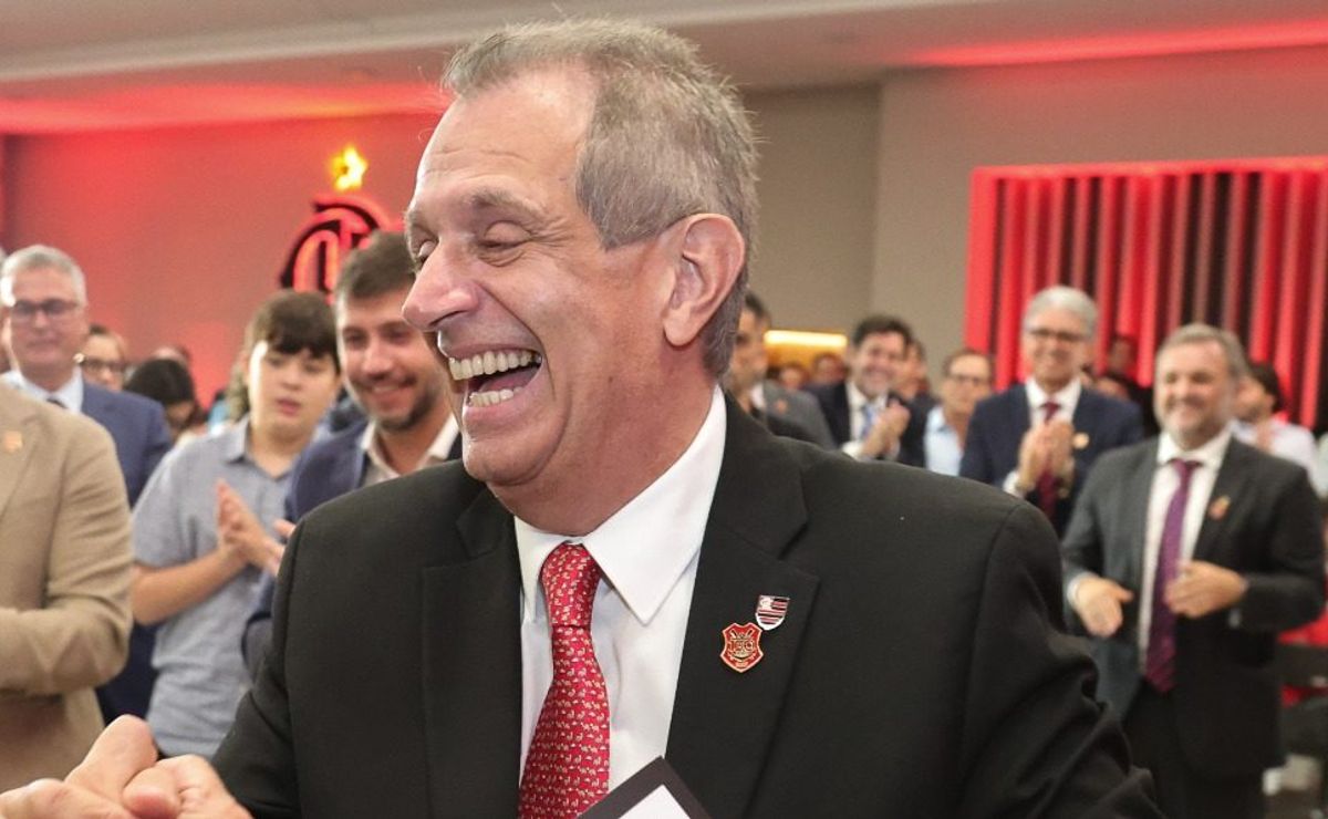 Bap libera cofre, e Flamengo prepara até R$ 183 milhões por atacante para ser sombra de Pedro