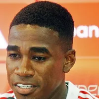 Internacional não para em Félix Torres e encaminha acerto com zagueiro